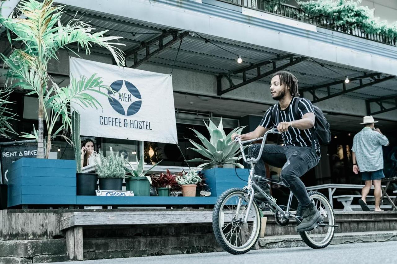 Aien Coffee & Hostel Chatan Eksteriør billede